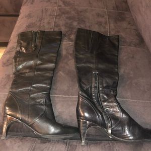 Kenneth Cole high heel boots